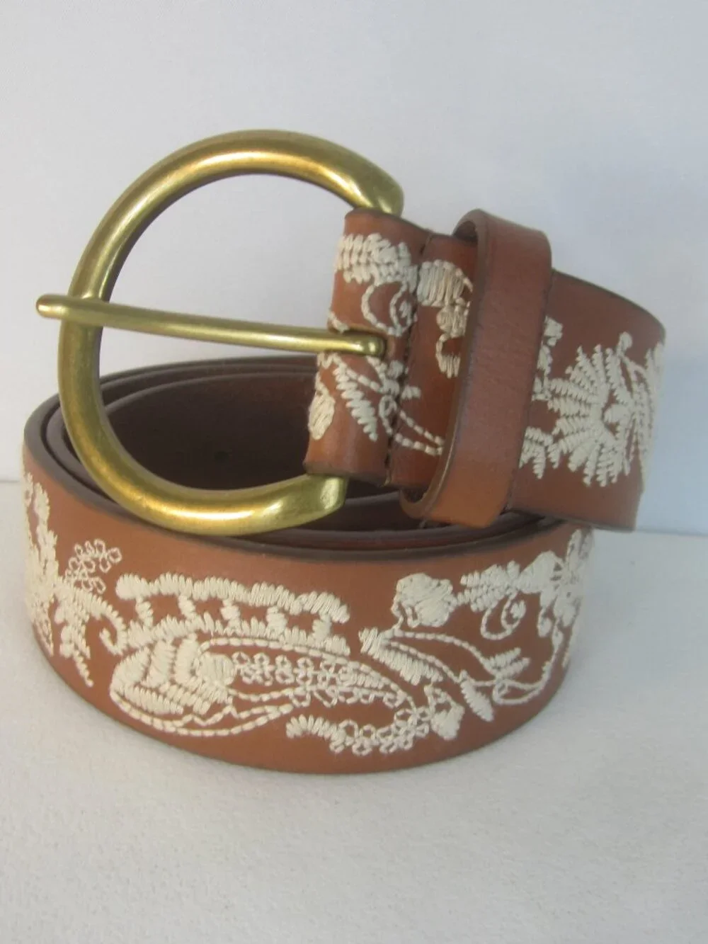NEW Lucky Brand Women M Brown Ivory Embroidered Paisley Leather Belt 33